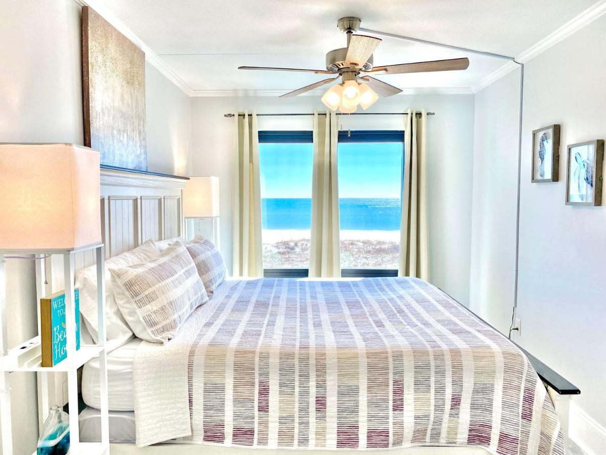 Island Winds East 202 By Albvr - Beautifully Renovated Beachfront Condo & Steps Away From Hangout & More! ガルフ・ショアーズ エクステリア 写真