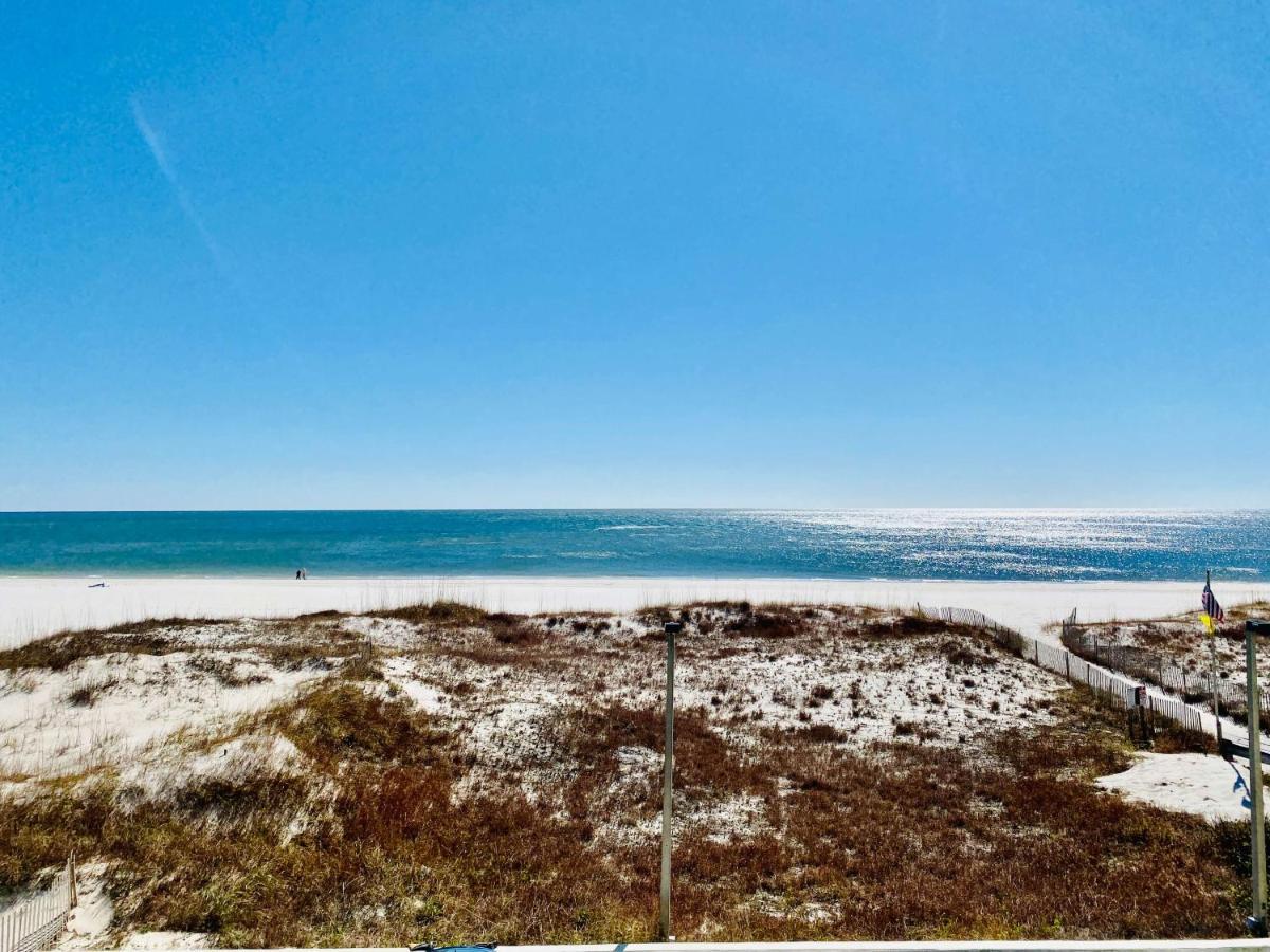 Island Winds East 202 By Albvr - Beautifully Renovated Beachfront Condo & Steps Away From Hangout & More! ガルフ・ショアーズ エクステリア 写真